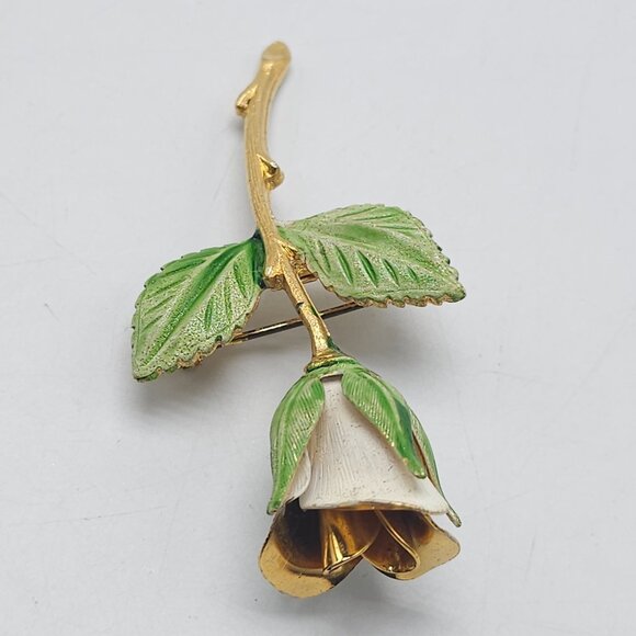 Vintage Rose Flower Brooch Pin Gold Tone White Green Enamel - Picture 2 of 4